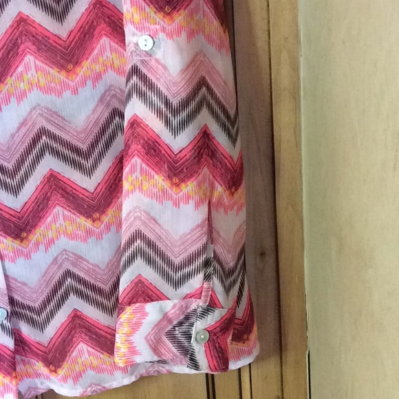 FINAL SALE PRICE Semi Sheer New Directions Blouse in Medium - Picture 4 of 7